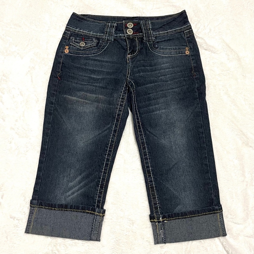 Denim Capri Pants Dark Wash Cuffed Hem Pockets‎ Embellished Woman's Size 3